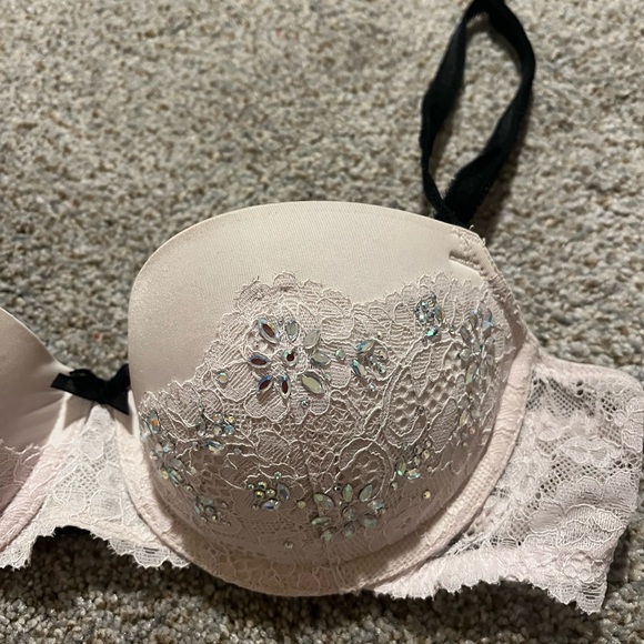 VICTORIA’S Secret Balconette push up bra - Picture 7 of 9
